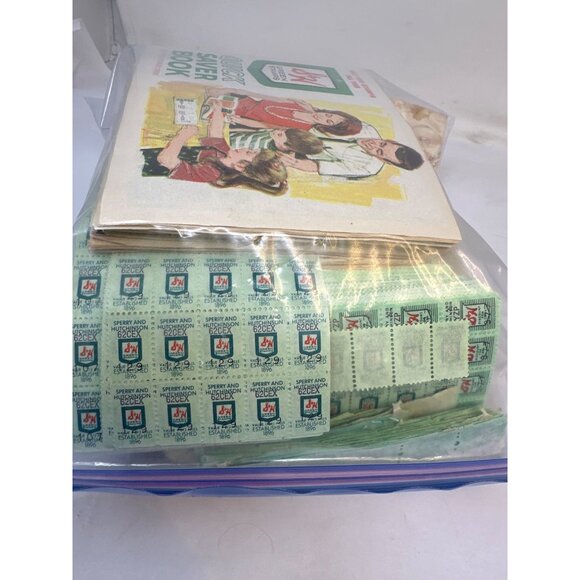 Vintage Lot of S&H Green Stamps 1000s With Books Filled and Blank - Picture 3 of 9